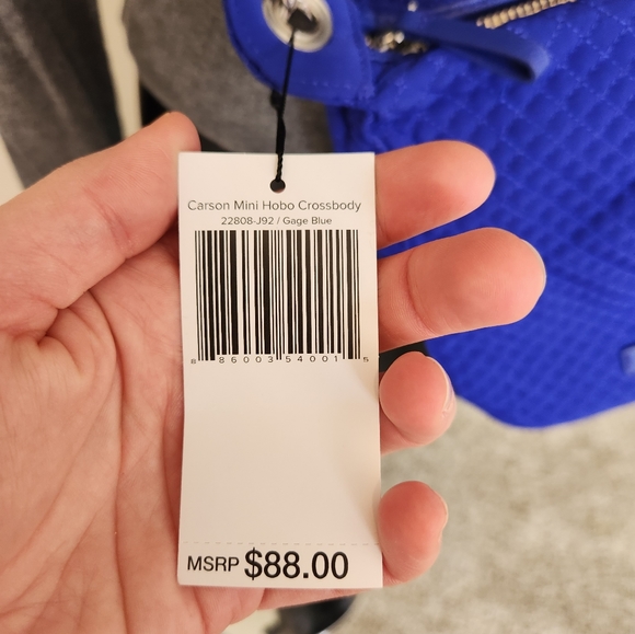 NWT Vera Bradley Carson mini hobo crossbody - Picture 2 of 7